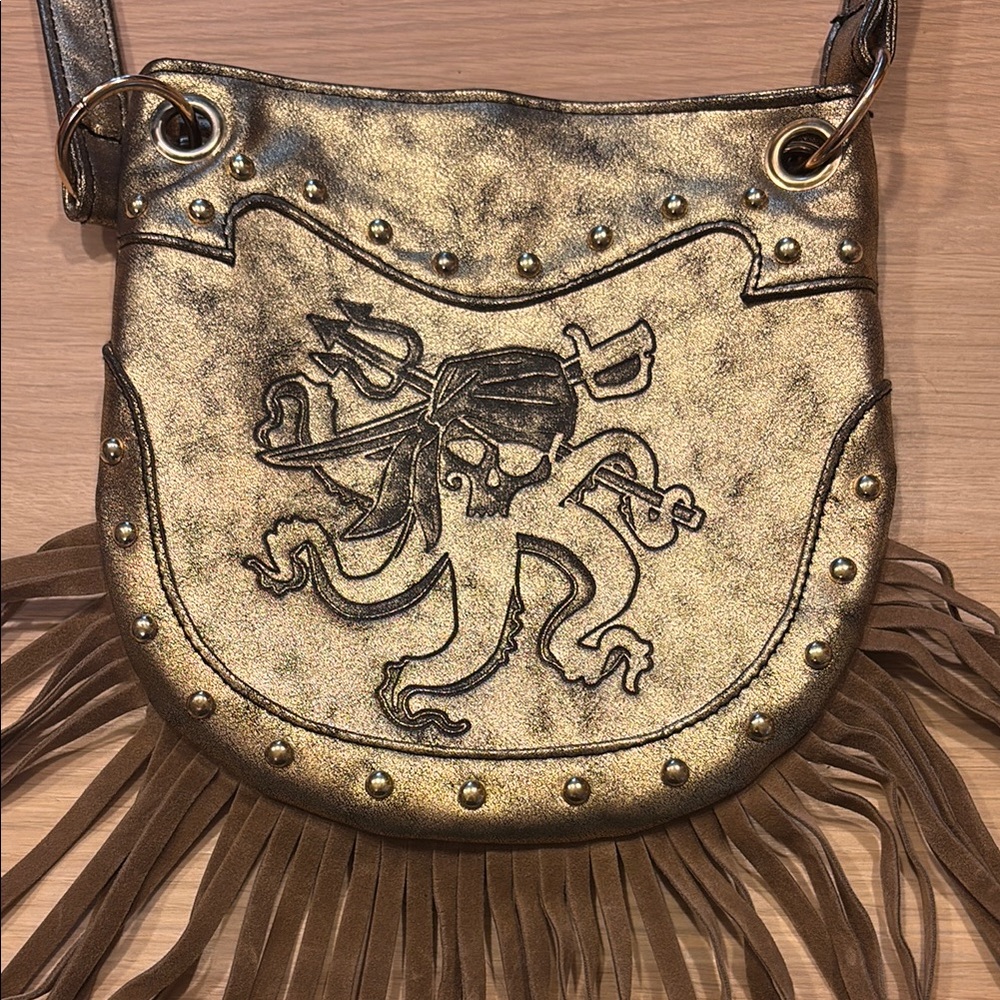 Disney Descendants 3Gold Embossed Girls Croxxbody Bag